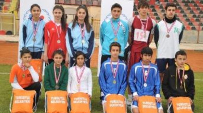 Turgutlu'daki Atatürk Koşusunda Heyecan Doruğa Çıktı