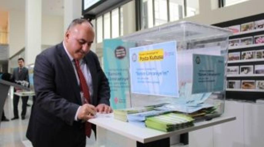 Yeni Yılda &lsquo;kartpostal&rsquo; Geleneği Yeniden Canlanıyor