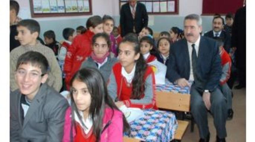 Diyarbakır Valisi Kıra&ccedil;'tan Elektrik Kesintisi A&ccedil;ıklaması