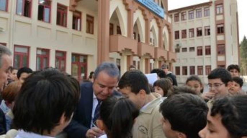 Başkan B&ouml;cek&rsquo;ten &Ouml;ğrencilere Ziyaret