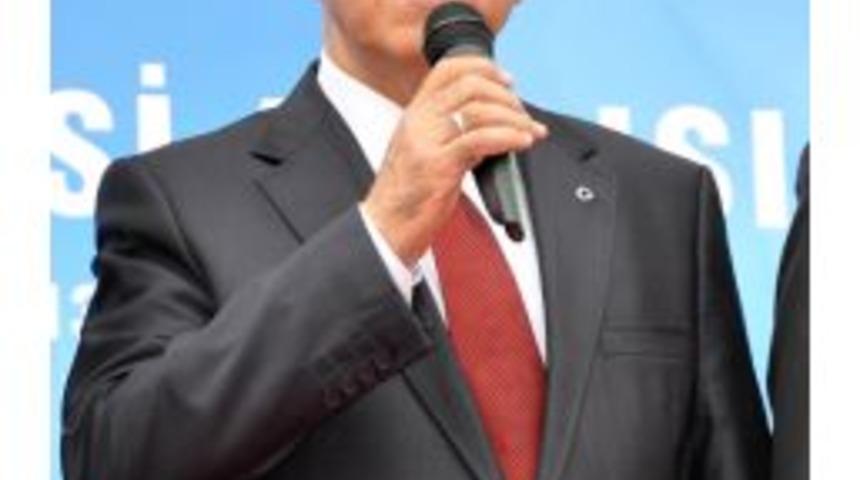 Arın&ccedil;: M&Uuml;SİAD &Ouml;zg&uuml;rl&uuml;kler Konusunda Itibarlı Bir Kuruluş