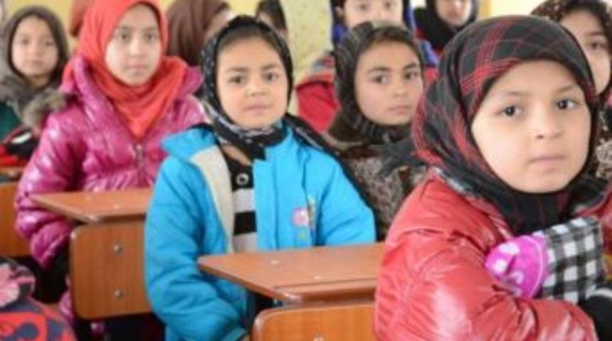Afganistan&rsquo;da Eğitime Destek Devam Ediyor