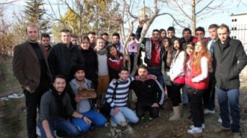 Km&uuml; &Ouml;ğrencilerinden Kuş Yuvası Projesi