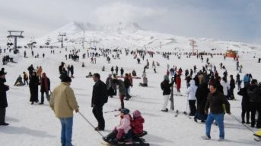 Vali D&uuml;zg&uuml;n&rsquo;den &ldquo;erciyes Yolu&rdquo; A&ccedil;ıklaması