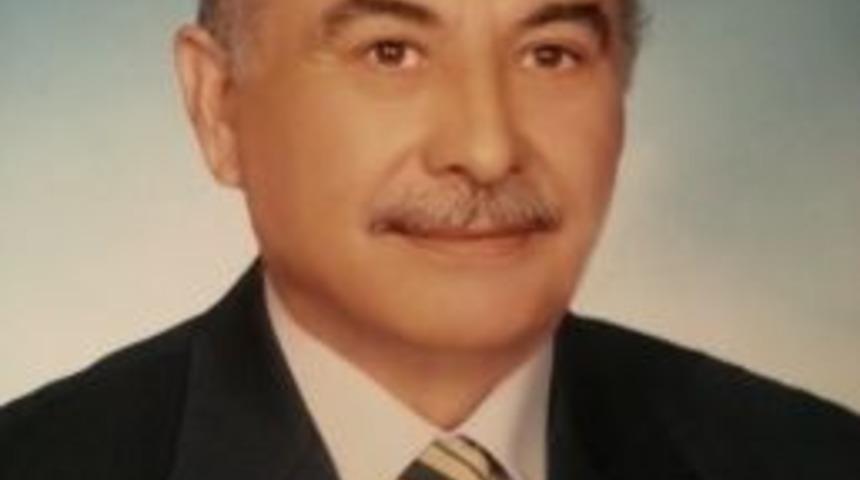 Y&ouml;r&uuml;kl&uuml; Eski Belediye Başkanı Toprağa Verildi