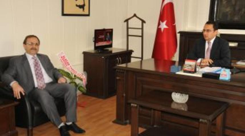 Şahin&rsquo;den Kaymakam &Ccedil;ağlar'a Hayırlı Olsun Ziyareti