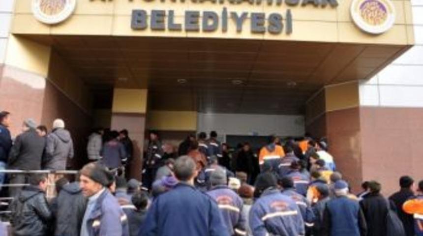 Afyonkarahisar&rsquo;da Temizlik İş&ccedil;ilerine Gıda Desteği