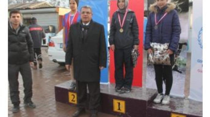 Karab&uuml;k&rsquo;te B&uuml;y&uuml;k Atat&uuml;rk Koşusu Yapıldı