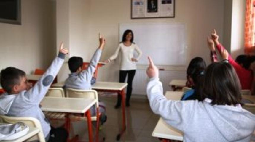 Ygs Deneme Sınavında &Ouml;zg&ouml;k&ccedil;e Van Birincisi Oldu