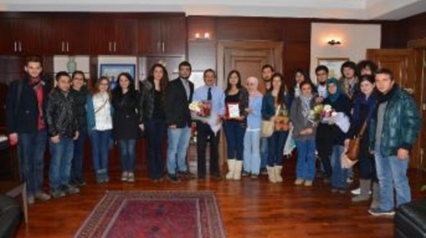 Gençler Başkan Ataç’ı Ziyaret Etti