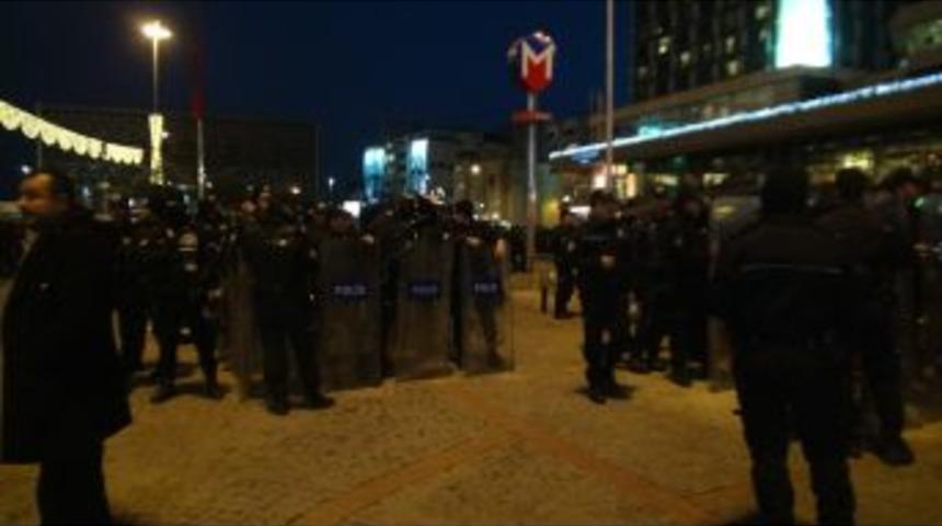 Gezi Parkı, Yaya Trafiğine Kapatıldı