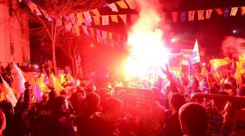 Başbakan Erdoğan: “biz Bu Yola Kefenimizi Giyerek Çıktık”