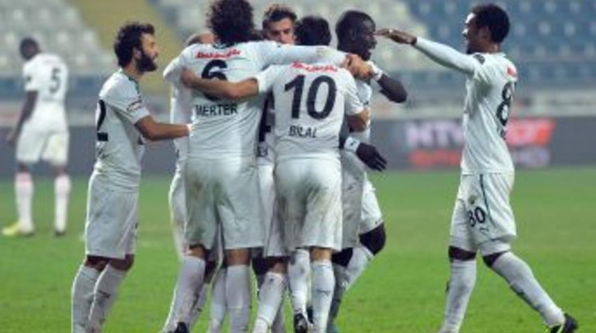 Kasımpaşa: 2 - Akhisar Belediyespor: 4