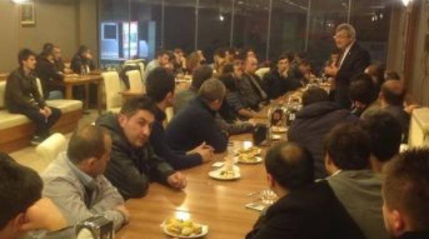 Başkan G&uuml;lşen Ak Parti Gen&ccedil;lik Kolları İle Buluştu