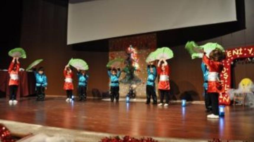 D&uuml;zce &Uuml;niveritesi Anaokulu Yeni Yıla Erken Girdi