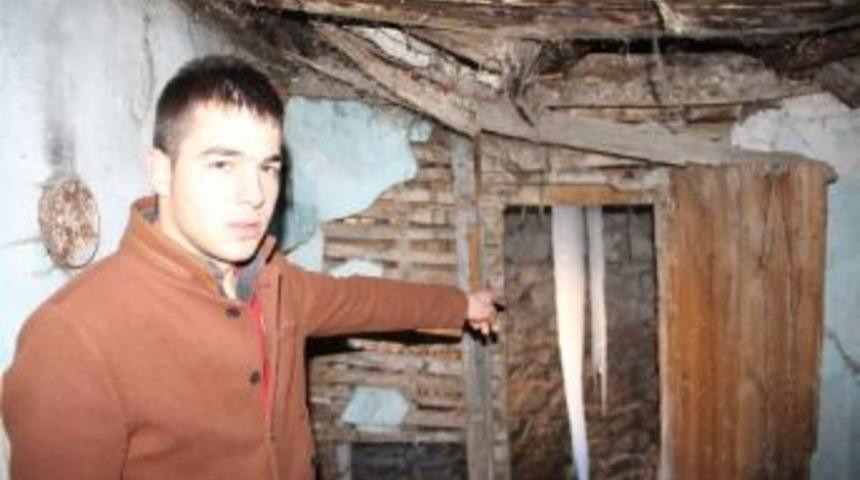 Eski Binaya Buz Direk Desteği