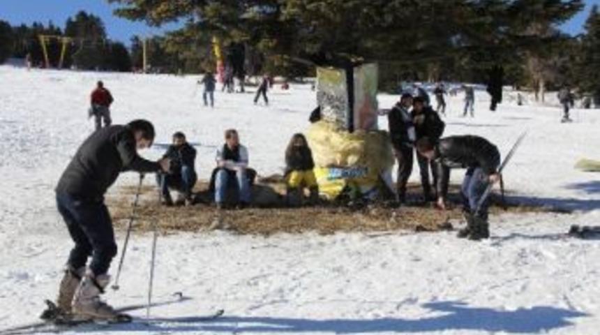 (&ouml;zel Haber) Uludağ'da Kayak Kazalarına 's&uuml;ngerli' Tedbir