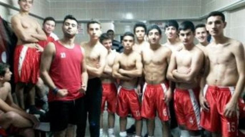 Bayraklı Belediyespor Adını Finale Yazdırdı