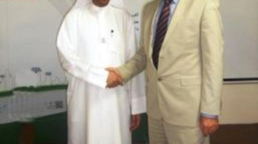 Ayamder Y&ouml;neticileri Dubai&rsquo;den Umutlu D&ouml;nd&uuml;