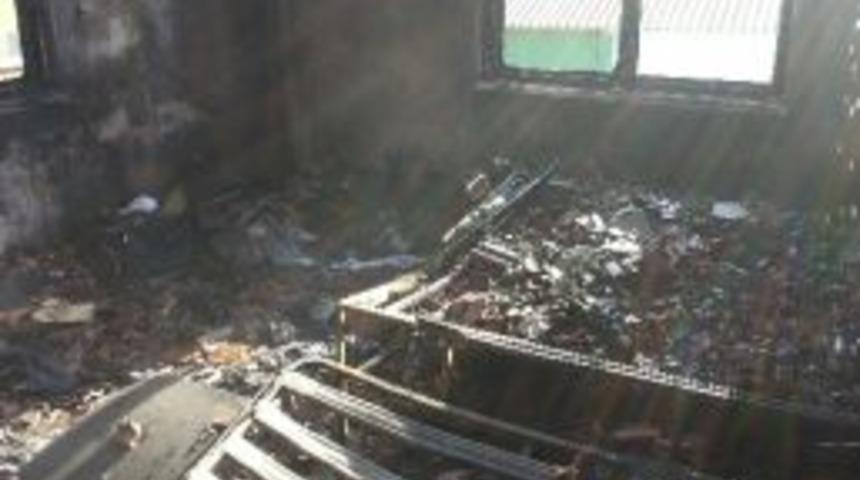 4 Yaşındaki &Ccedil;ocuk Yangında Hayatını Kaybetti