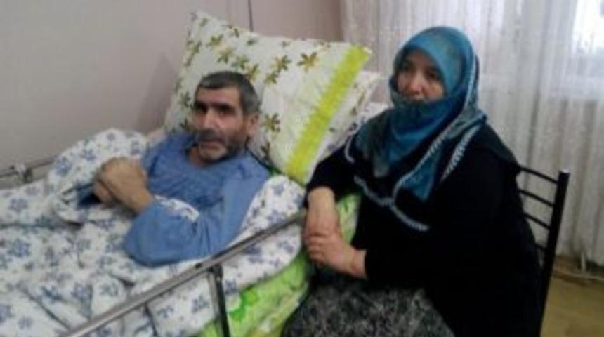 Bir Yıldır Yatağa Bağlı Yaşıyor