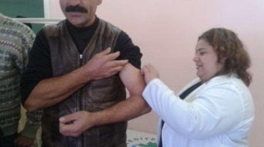 İzmit Belediyesi Çalışanları Aşılandı