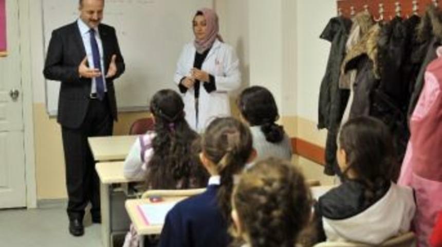 Bilgi Evi &Ouml;ğrencilerine Mamak Belediye Başkanı Akg&uuml;l&rsquo;den Ziyaret