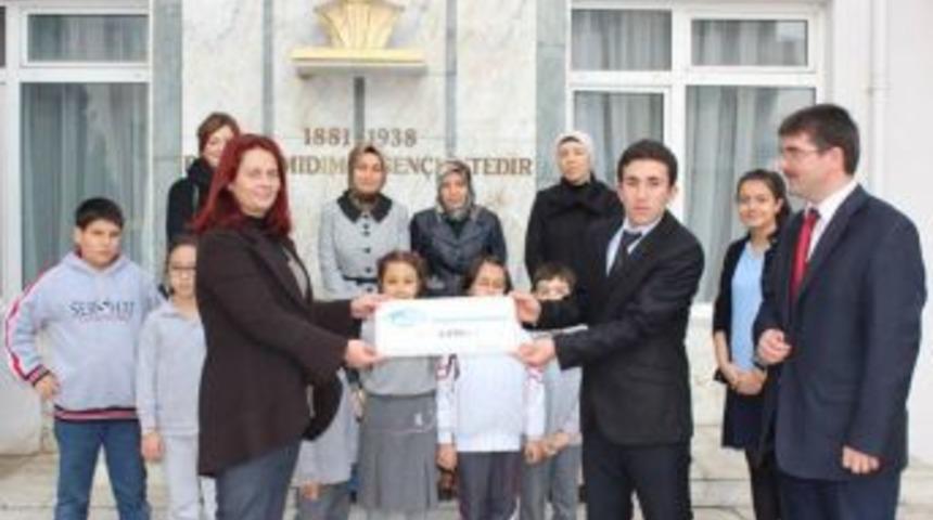 Serhat Koleji &Ouml;ğrencilerinden Filipinli Afetzedelere Yardım