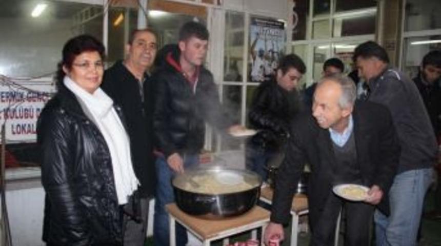 Mhp &Ccedil;an Belediye Başkanı &Ouml;z&rsquo;&uuml;n Eşinden Emeklilik Pilavı