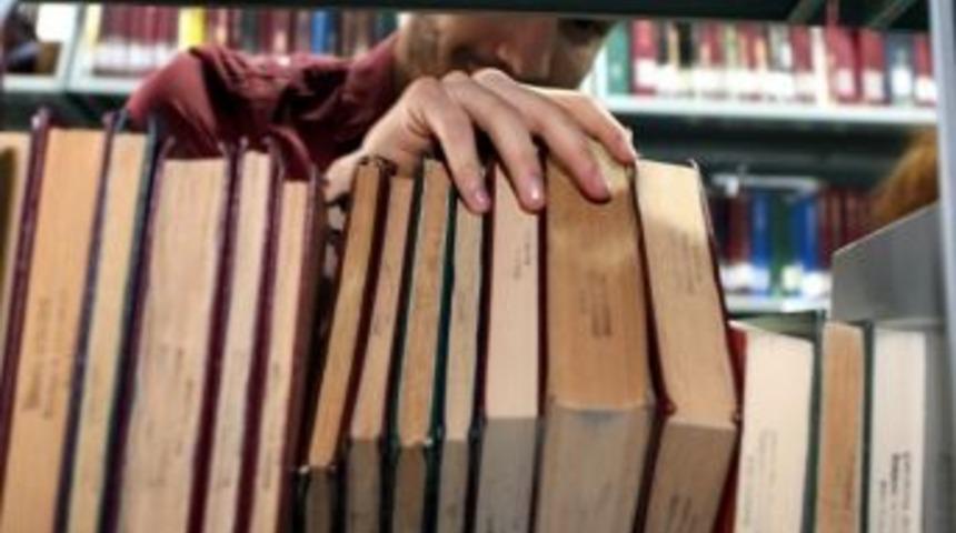 &Ccedil;&uuml; &Ouml;ğrencilerinden &ldquo;40. Yıla 40 K&uuml;t&uuml;phane&rdquo; Projesi