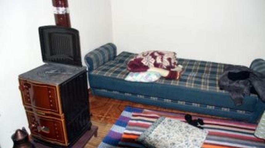 İskenderun'da Soba Zehirlenmesi: 1 Kişi &Ouml;ld&uuml;, 1 Kişi Komada