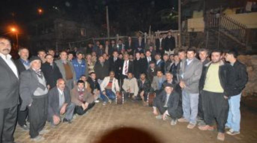 S&ouml;zl&uuml;, Feke'nin K&ouml;ylerinde Projelerini Anlattı