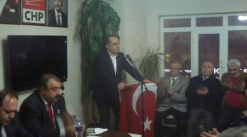 Boz&uuml;y&uuml;k'te Chp Aday Tanıtım Toplantısı