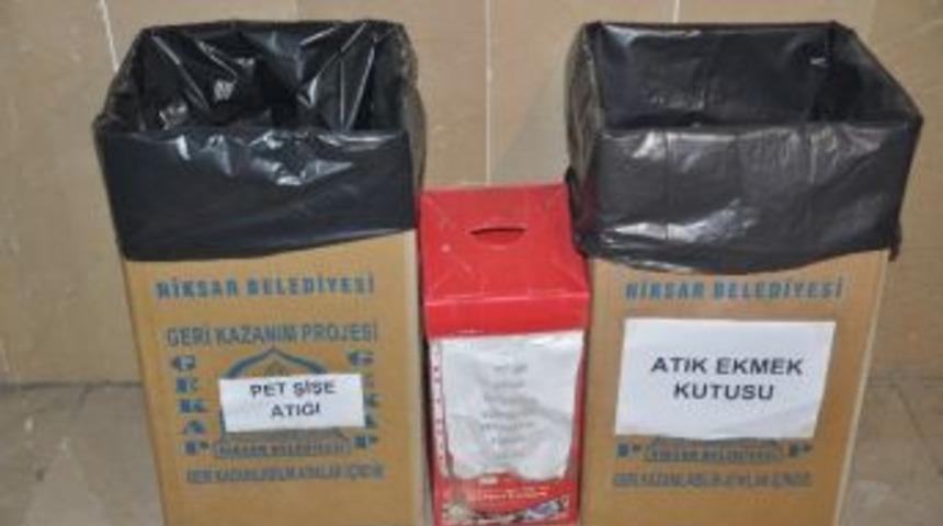 Niksar Belediyesi'nden Geri D&ouml;n&uuml;ş&uuml;me Destek