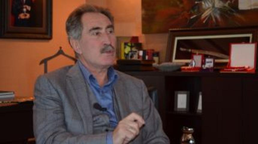 Ertuğrul G&uuml;nay: Başbakan&rsquo;a &lsquo;T&uuml;rkiye&rsquo;yi Sattın&rsquo; Diyenler Danışmanlık Yapıyor