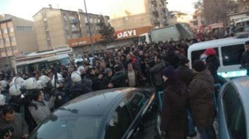 Tgb'nin Basın Açıklamasına Vatandaşlardan Tepki