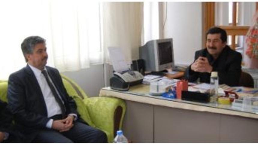 Yeşilyurt Belediye Başkan Adayı Porgalı, Zeynel Abidin Vakfı&rsquo;nı Ziyaret Etti