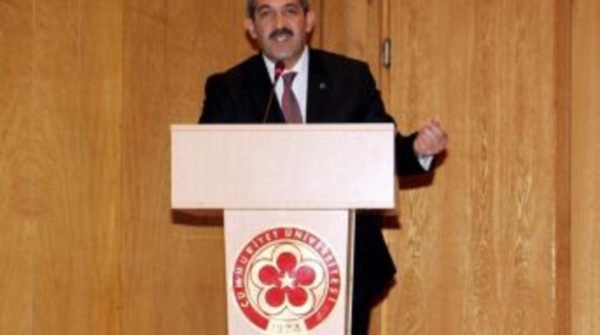 Başkan &Uuml;rg&uuml;p Liderlik Seminerinde &Ouml;ğrencilerle Bir Araya Geldi