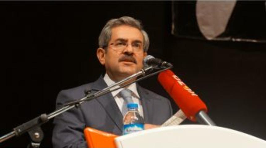 Milletvekili &Uuml;n&uuml;var, Yolsuzluk Ve R&uuml;şvet Operasyonunu Ameliyata Benzetti