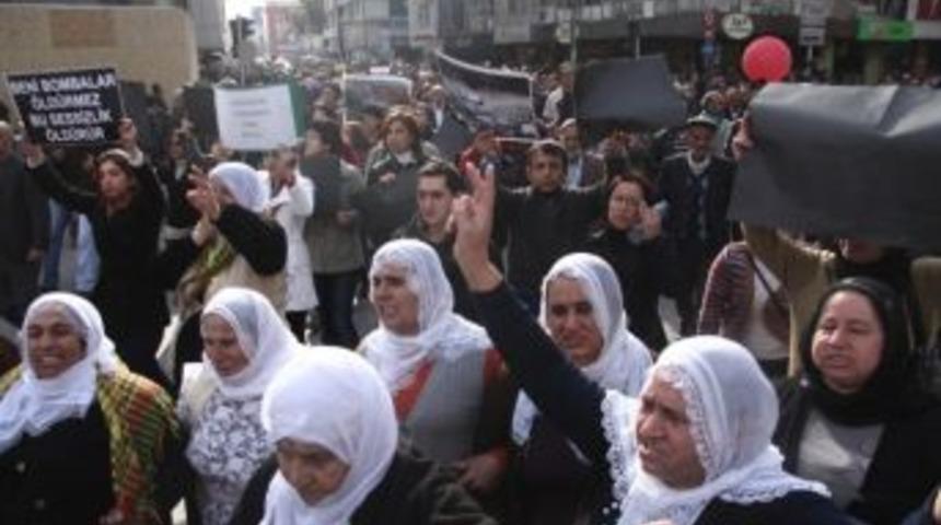 Uludere'de Hayatını Kaybedenler Anıldı