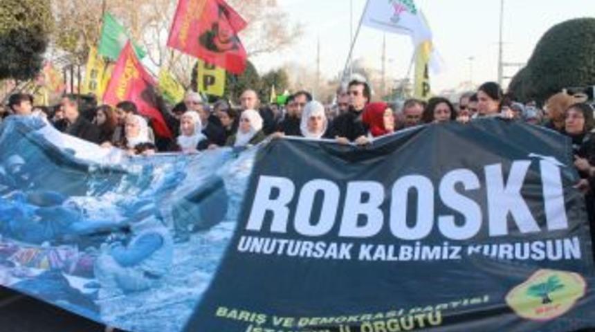 BDP&rsquo;liler, Uludere Olayının Yıl D&ouml;n&uuml;m&uuml;nde Y&uuml;r&uuml;d&uuml;