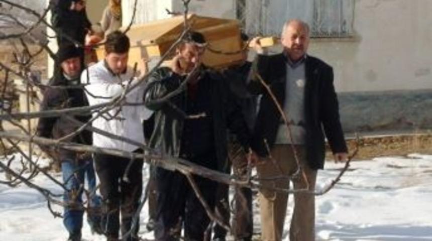 Yaşlı Kadın Evinde &Ouml;l&uuml; Bulundu