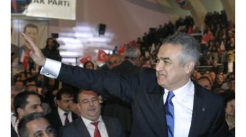 AK Parti Aydın Büyükşehir Adayını Tanıttı