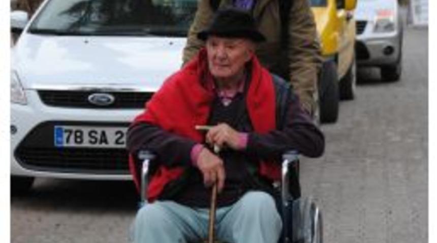 Engelli Turistler, Engellere Takılmadan Tatillerini Yapıyor