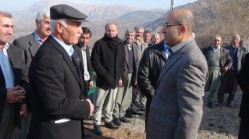 Vali Demirtaş, K&ouml;yl&uuml;lerin Sorunlarını Dinledi