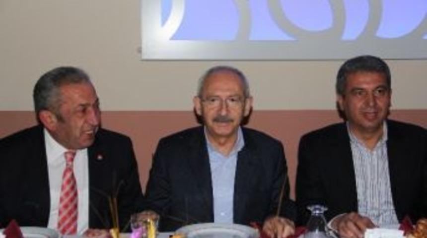 Chp Lideri Kılı&ccedil;daroğlu, &Ccedil;orum&rsquo;da Mola Verdi