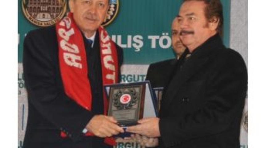 Başbakan Erdoğan&rsquo;ın Okul A&ccedil;ılışında &Uuml;nl&uuml;ler Ge&ccedil;idi