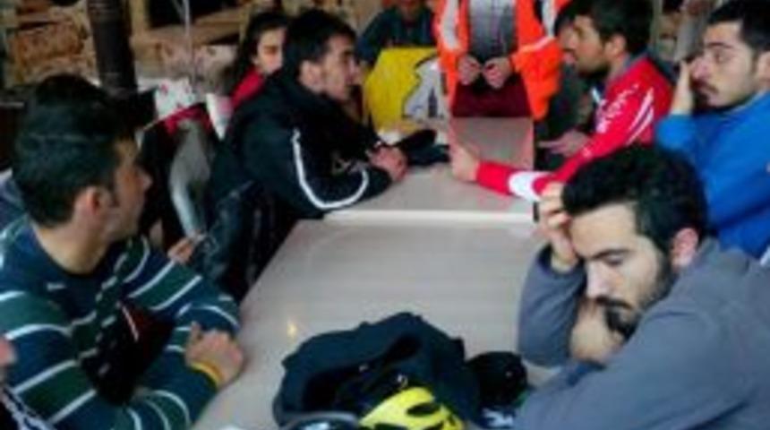 Bisiklet&ccedil;iler Kolay Beldesini Ziyaret Etti