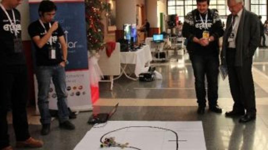 Tanık, Odt&uuml;&rsquo;l&uuml; Gen&ccedil;lerle Sohbet Etti