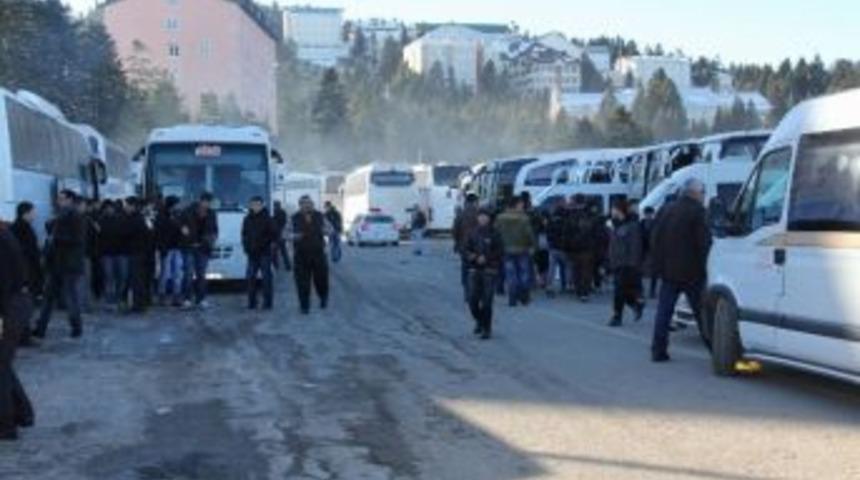 (&ouml;zel Haber) Uludağ&rsquo;da Otopark Kaosu